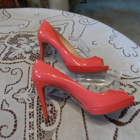 New Prada Hot Pink Calf Patent Leather Peep Toe Heeled Pumps Size 38.5B - Picture 8 of 16